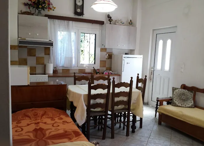 Paradise City Loutráki